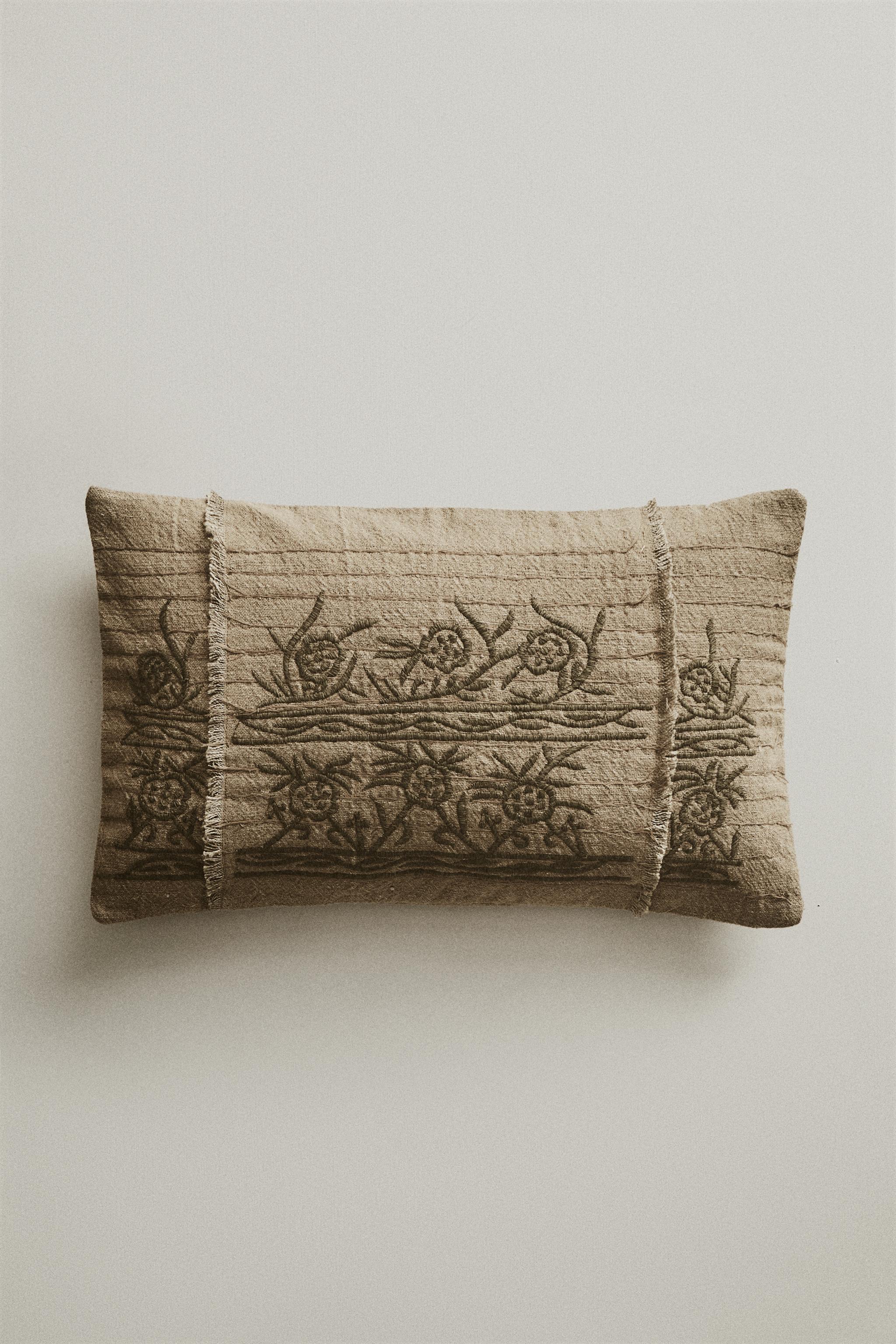 EMBROIDERED THROW PILLOW COVER